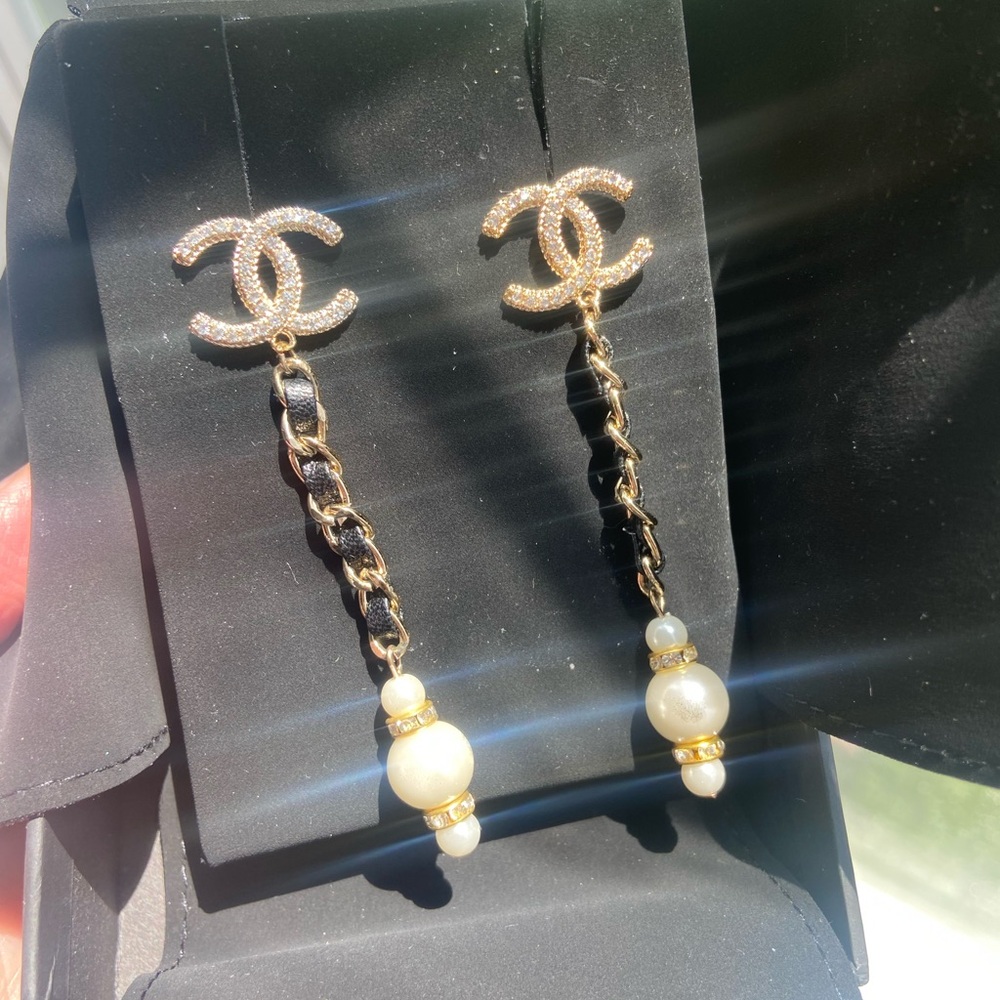 CHANEL Gold and Black Chain Earrings